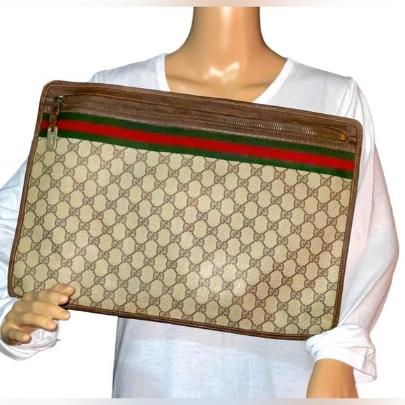 GUCCI Vintage GG Portfolio Bag - Picture 12 of 12